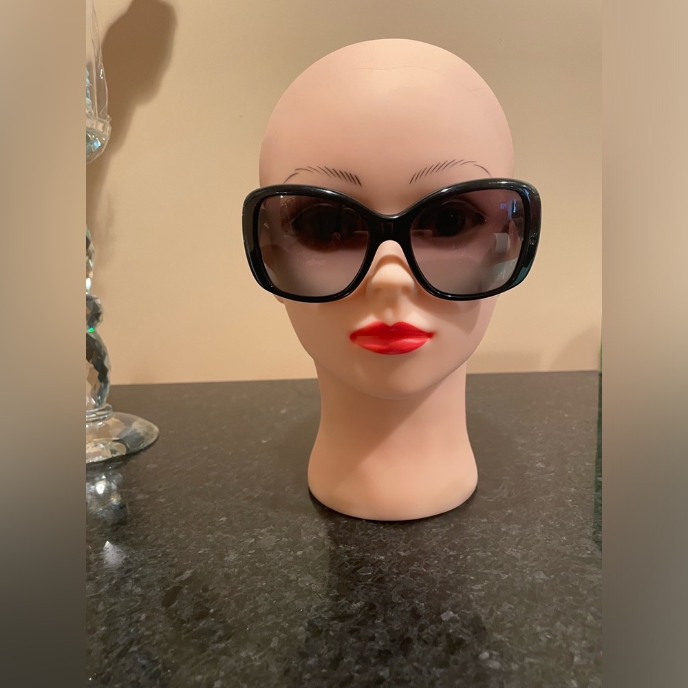 ❌❌SOLD❌❌Prada Black Oversized Sunglasses SPR32P 57017 - Picture 14 of 15
